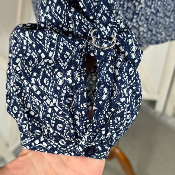 Cato Ikat Diamond Print Button Up Shirt Blue White Small Long Sleeve - Picture 9 of 15